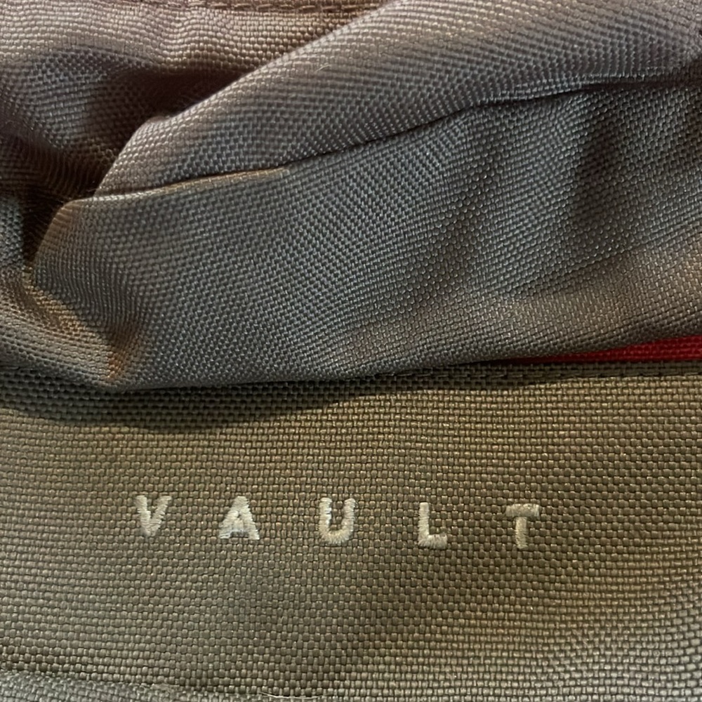 North Face Vault Backpack!! - image 5